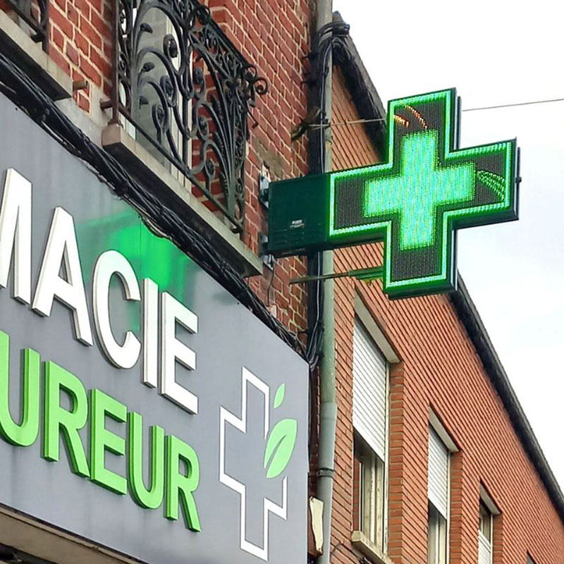 croix pharmacie heka