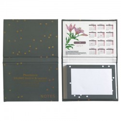 Bloc notes calendrier gris visuel fleurs macro