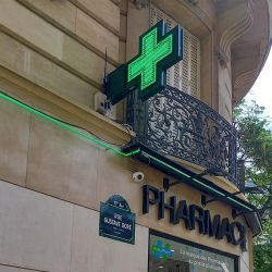 Croix pharmacie led double face -Proébo Promoplast